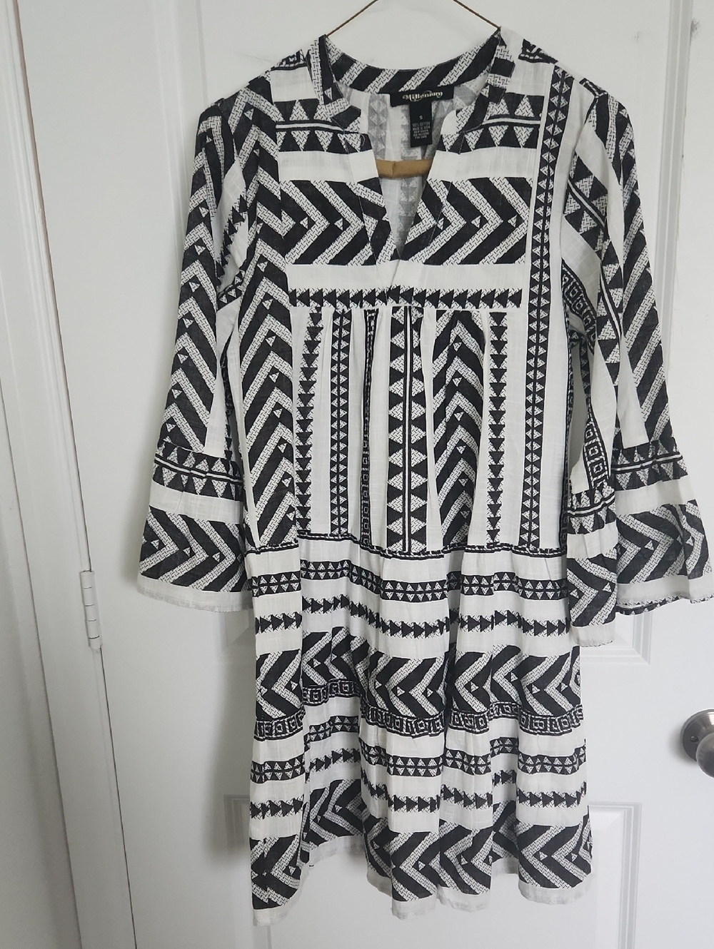 Black & White Geometric Long Sleeve Tiered Dress